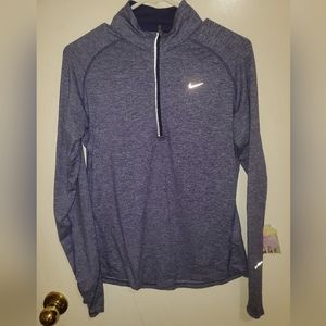 Nike long sleeve size med